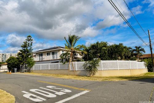 94-1035 Kahuailani St, Waipahu, HI, 96797-3329 | Card Image