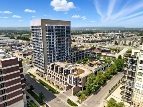 213-1940 Ironstone Dr, Burlington, ON, L7L0E4 | Card Image