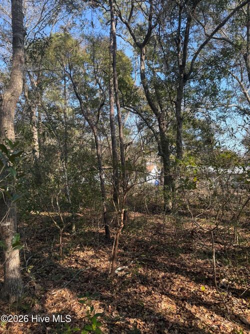 108 Nw 3rd St, Oak Island, NC, 28465-6809 | Card Image