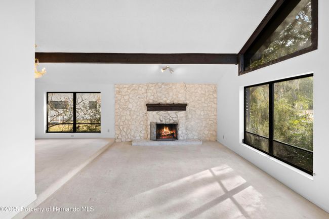 16 Boxelder Ct, House other with 3 bedrooms, 2 bathrooms and null parking in Homosassa FL | Image 6