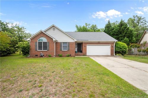1013 Castlebay Ct, Fayetteville, NC, 28303-2451 | Card Image