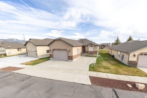 2034 S Cottage Ln, Garden City, UT, 84028 | Card Image