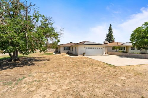 6220 S Clara Avenue, Fresno, CA, 93706 | Card Image