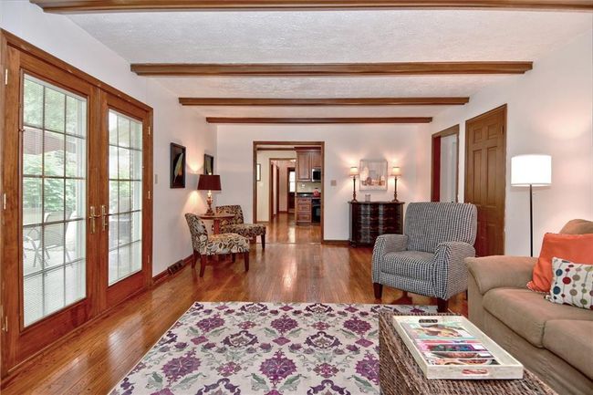 Family Room | Image 14