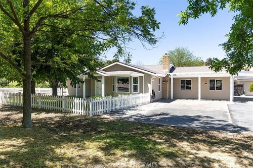 3110 Nacimiento Lake Drive, Paso Robles, CA, 93446 | Card Image