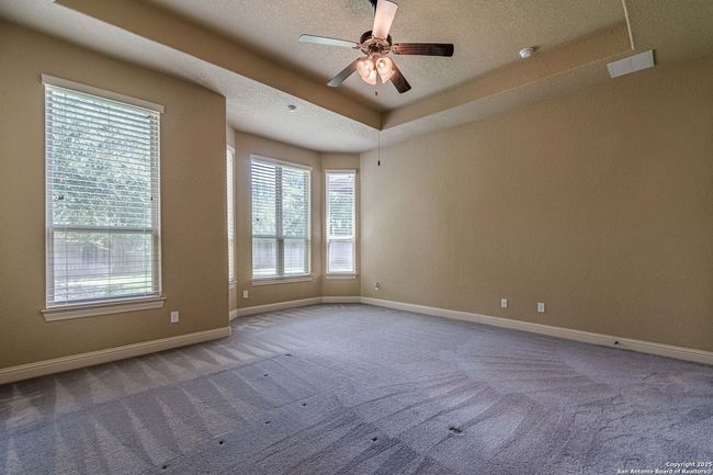 27038 Sable Run, House other with 5 bedrooms, 4 bathrooms and null parking in Boerne TX | Image 33