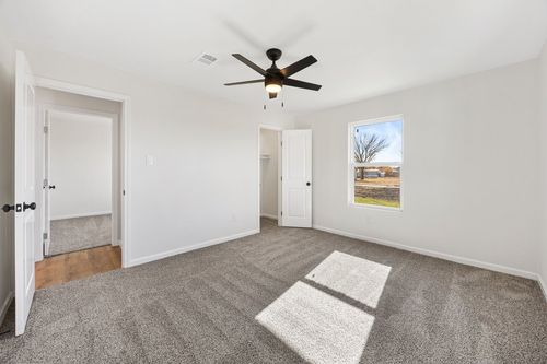 18988 Horseshoe Dr, Nevada, TX, 75173-8200 | Card Image