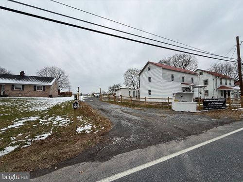 937 Main St, MOHRSVILLE, PA, 19541-8769 | Card Image