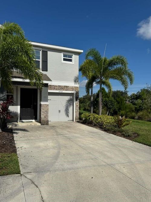 8708 Ice Wine St, SARASOTA, FL, 34238-2404 | Card Image