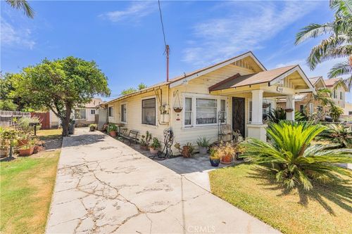1618 W 3rd St, Santa Ana, CA, 92703-3623 | Card Image