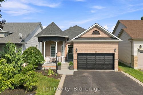 87 Darius Harns Dr, Whitby, ON, L1M2G2 | Card Image