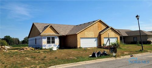 225 Kierra Ln, Swanton, OH, 43558-8661 | Card Image