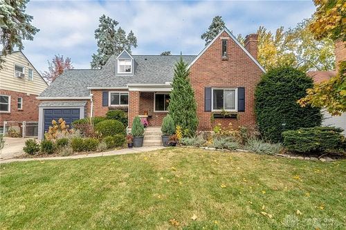 213 Dorothy Ln, Kettering, OH, 45419-1711 | Card Image