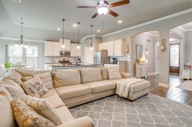201 Saxon St, House other with 3 bedrooms, 2 bathrooms and null parking in Waxahachie TX | Image 16