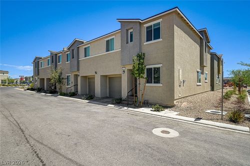 5617 Craftsman Ave, Las Vegas, NV, 89122-3303 | Card Image