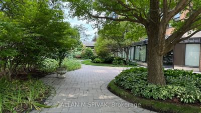 504 - 271 Ridley Blvd, Condo with 2 bedrooms, 2 bathrooms and 1 parking in Toronto ON | Image 3