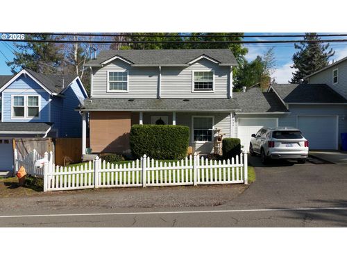 844 Se 117th Ave, Portland, OR, 97216-3858 | Card Image