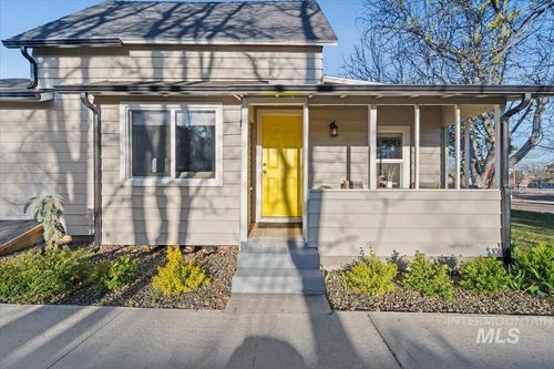 1916 E Oak St, Caldwell, ID, 83605-5521 | Card Image