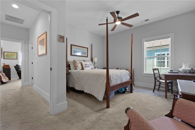 Bedroom 3 on the upper level | Image 23