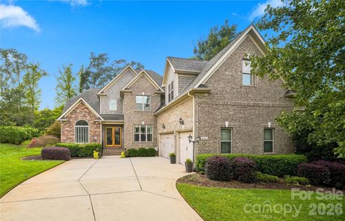 2455 Shiny Leaf Dr, Denver, NC, 28037-8494 | Card Image