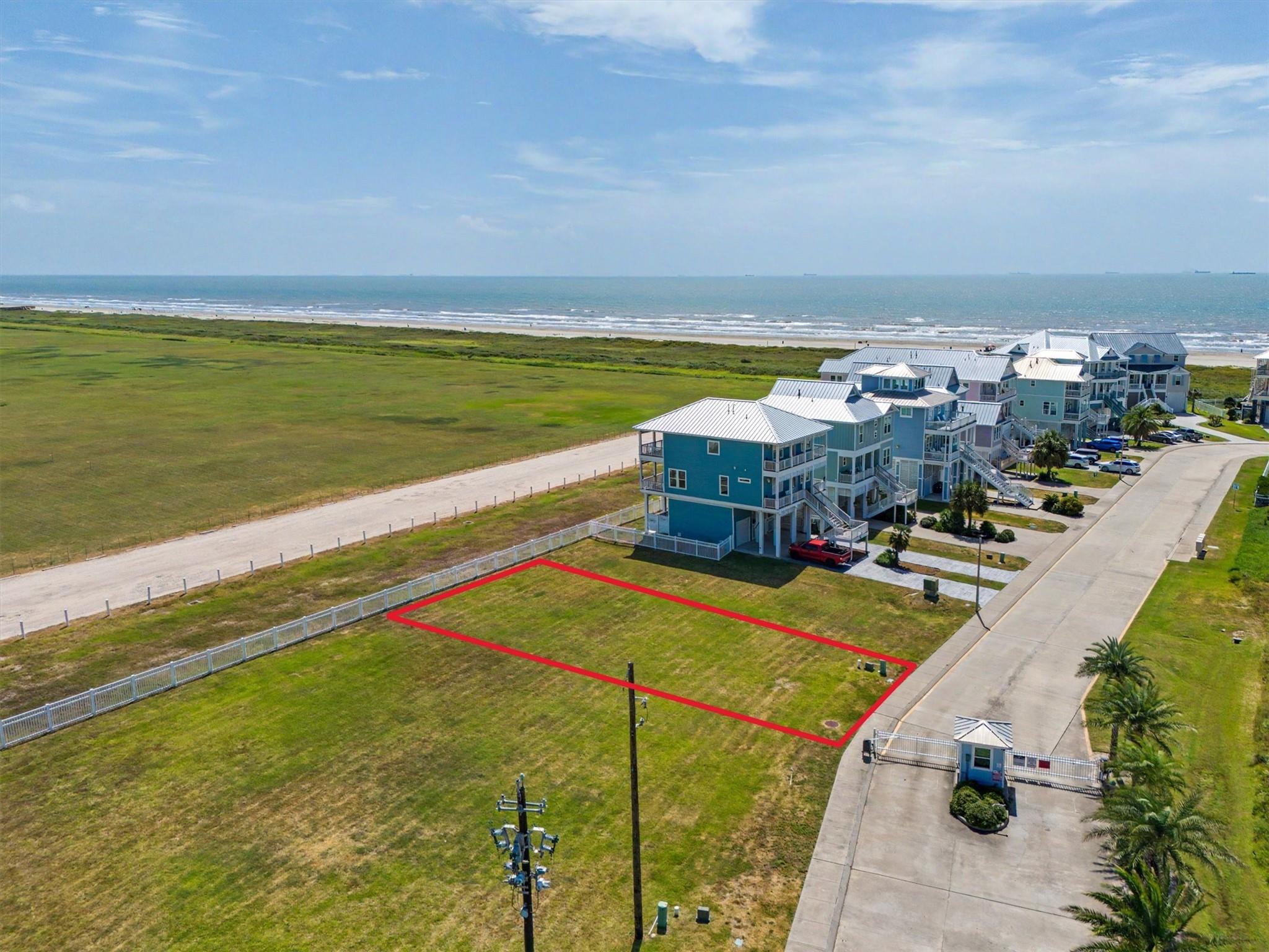 Land in Galveston