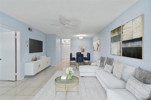 302e-2050 Ne 39th St, Lighthouse Point, FL, 33064-7437 | Card Image