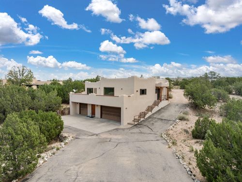 215 State Highway 165, Placitas, NM, 87043-9538 | Card Image