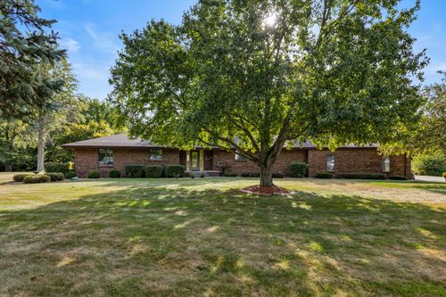 44 Glenbrook Ct, Fisher, IL, 61843-9561 | Card Image