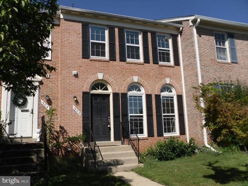 13312 Foxhole Dr, FAIRFAX, VA, 22033-1331 | Card Image