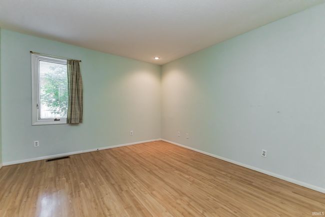 UNIT-10 - 3400 W Riggin Rd, Condo with 2 bedrooms, 2 bathrooms and null parking in Muncie IN | Image 13