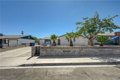 6413 Bannock Way, Las Vegas, NV, 89107-3509 | Card Image