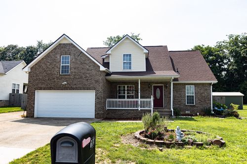 674 Superior Ln, Clarksville, TN, 37043-3892 | Card Image