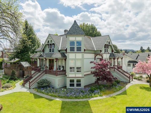1121 Main St, Dallas, OR, 97338 | Card Image
