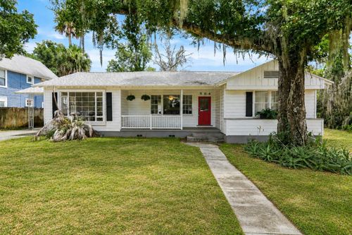504 E Citrus Ave, EUSTIS, FL, 32726-4154 | Card Image