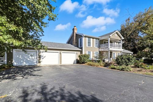40W156 Sturbridge Way, Elgin, IL, 60124-8636 | Card Image