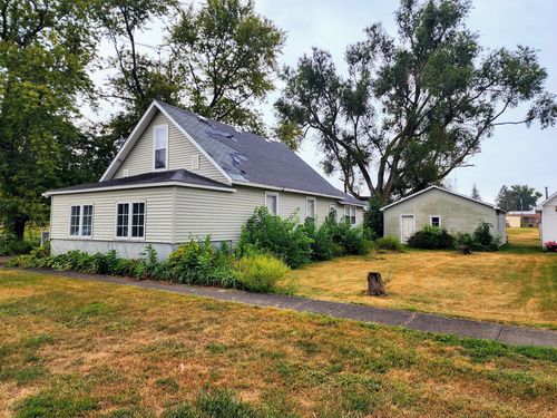 102 Lincoln St, Reddick, IL, 60961-5609 | Card Image