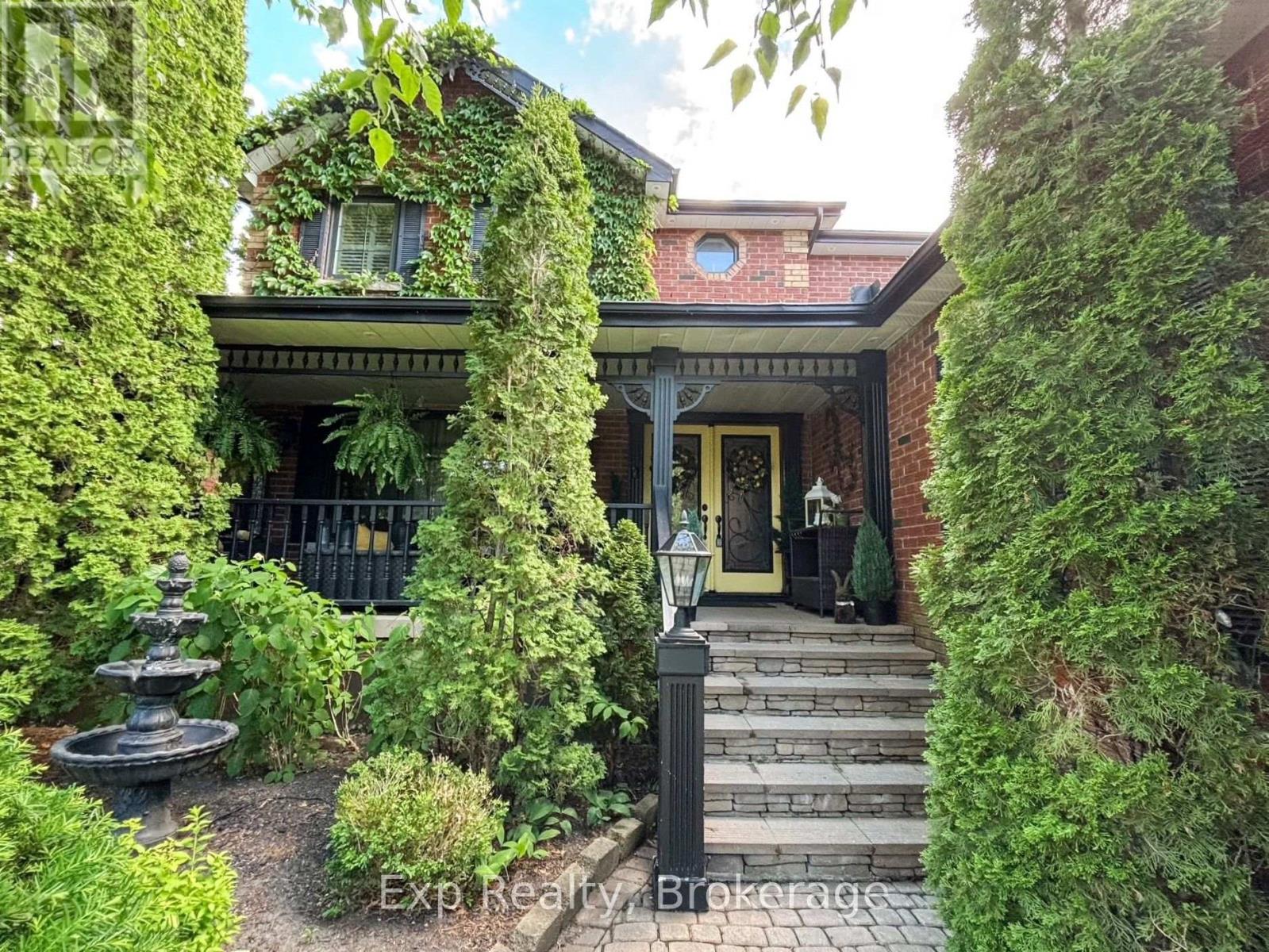 Residential in Cobourg