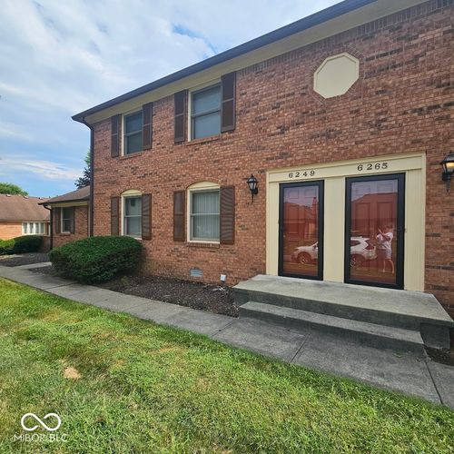 6249 Apache Dr, Indianapolis, IN, 46254-1980 | Card Image