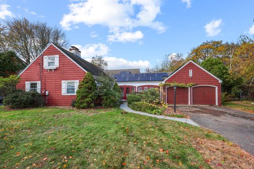 479 S Main St, West Hartford, CT, 06110-1754 | Card Image