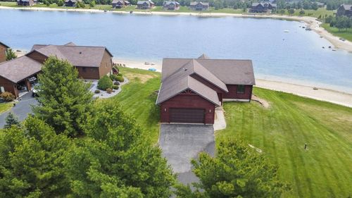N8090 Clear Water Dr, New Lisbon, WI, 53950-9592 | Card Image