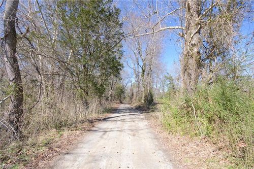 13474 Hatchers Ln, Smithfield, VA, 23430-7550 | Card Image