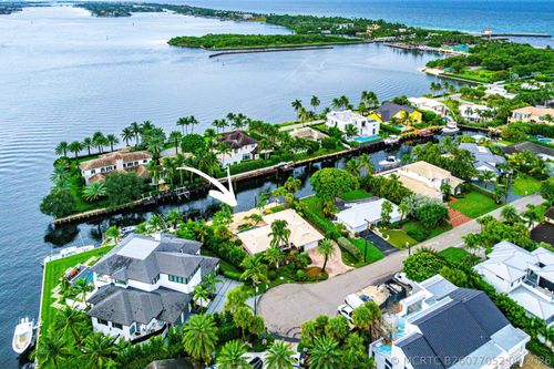 122 Marlin Drive, Ocean Ridge, FL, 33435 | Card Image