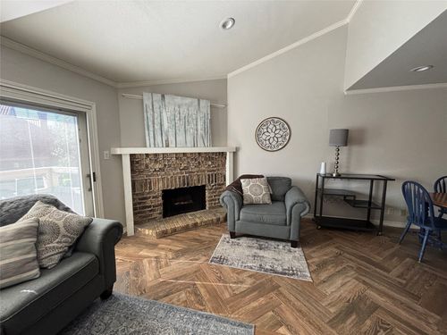apt-3h-5200 Martel Ave, Dallas, TX, 75206-5648 | Card Image