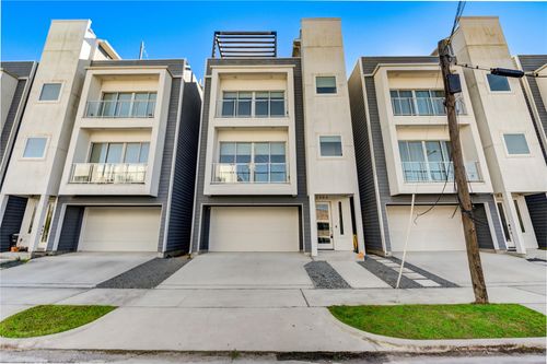 3306 Cline St, Houston, TX, 77020-6124 | Card Image