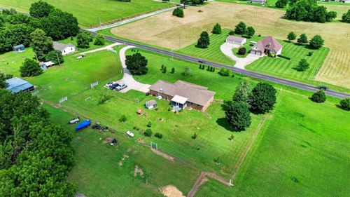 11763 Highway V, Mount Vernon, MO, 65712-7361 | Card Image