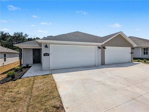 6308 Kathleen Street, Bentonville, AR, 72713 | Card Image