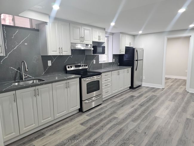 BASEMNT - 674 Wildgrass Rd, House attached with 2 bedrooms, 1 bathrooms and 1 parking in Mississauga ON | Image 4
