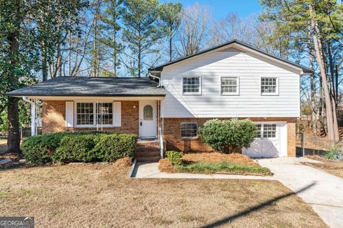 1586 Dellwood Cir, Lake City, GA, 30260-3514 | Card Image