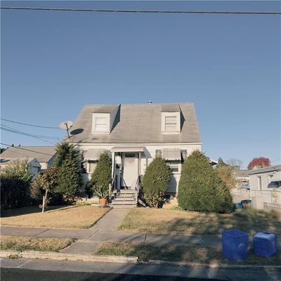 1011 Crawford Street, House other with 3 bedrooms, 1 bathrooms and null parking in Bethlehem City PA | Image 2