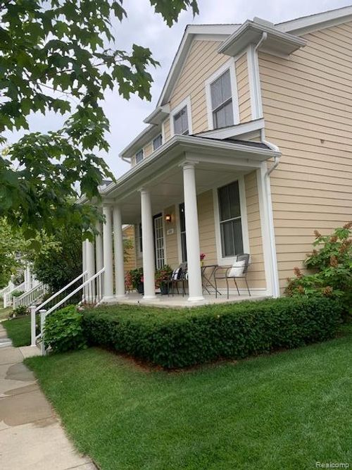 830 Constitution St, Canton, MI, 48188-3484 | Card Image